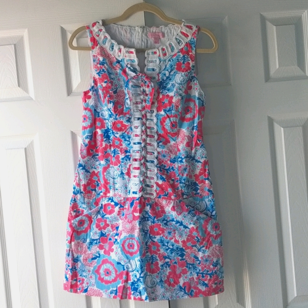 Lilly Pulitzer Floral Dress Size 4 - Has Pockets!